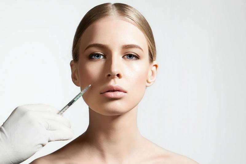 HARMONIZAÇÃO FACIAL no rosto